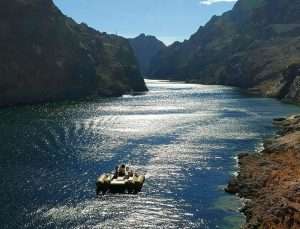 Hoover Dam rafting trip in Spring